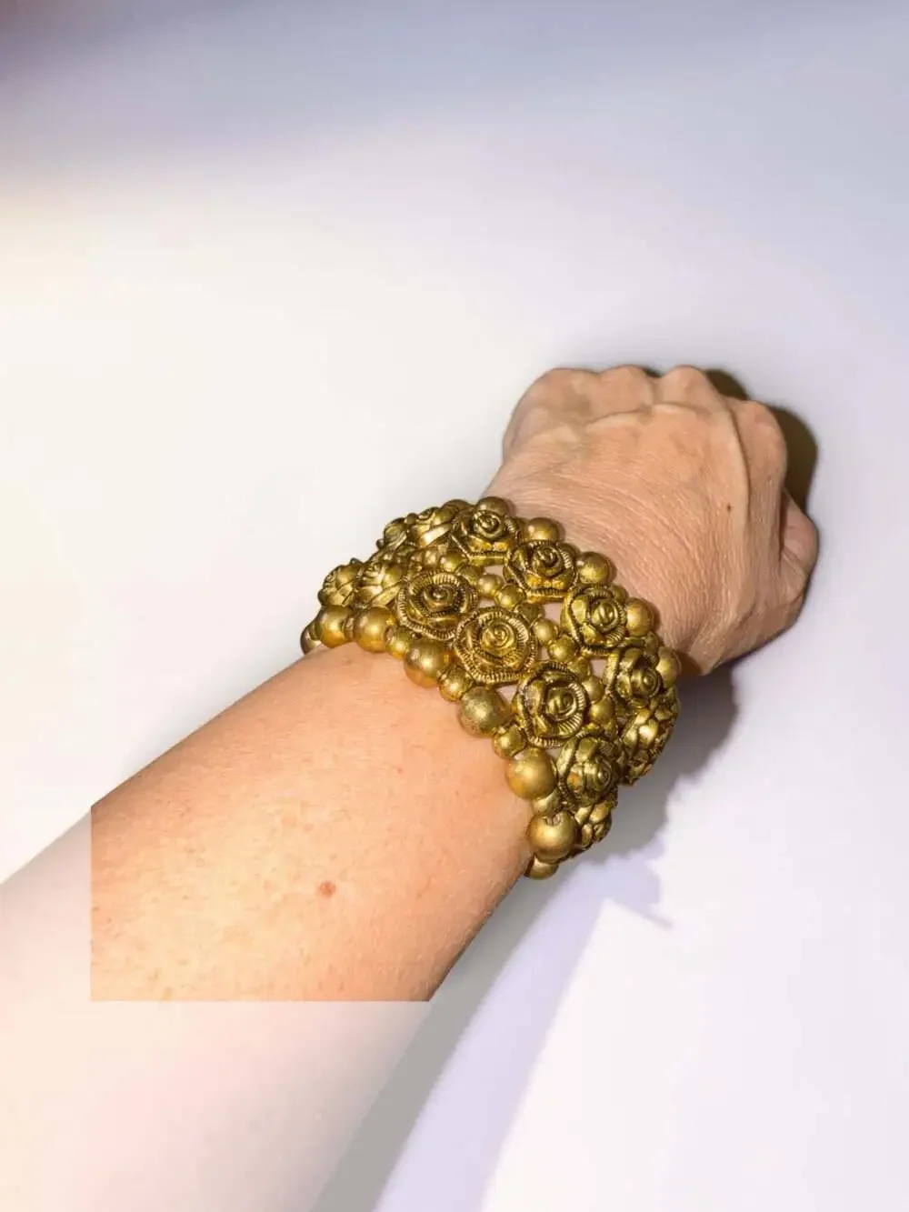 Vintage Chic 3D Metal Rose And Ball Bead Antique Gold Tone Chunk Statement Stret